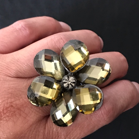 STRETCH FLOWER RING - Picture 1 of 7